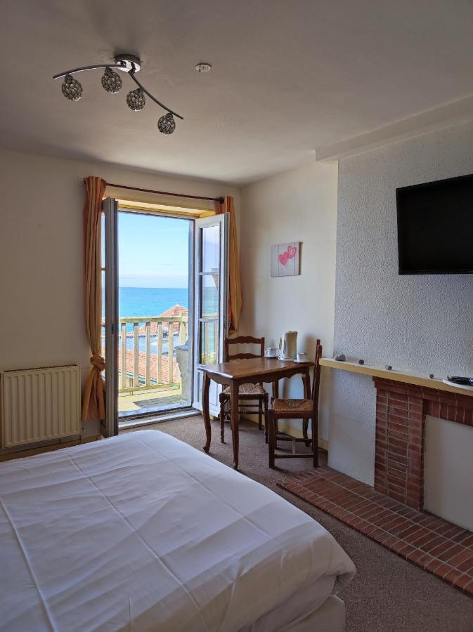 Bed and Breakfast Les Galets Bleus Étretat Exterior foto